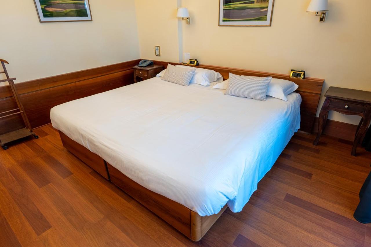Golf Hotel La Pinetina Appiano Gentile Luaran gambar