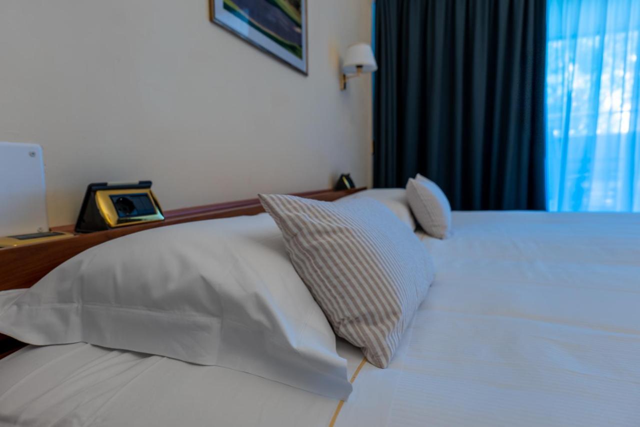 Golf Hotel La Pinetina Appiano Gentile Luaran gambar