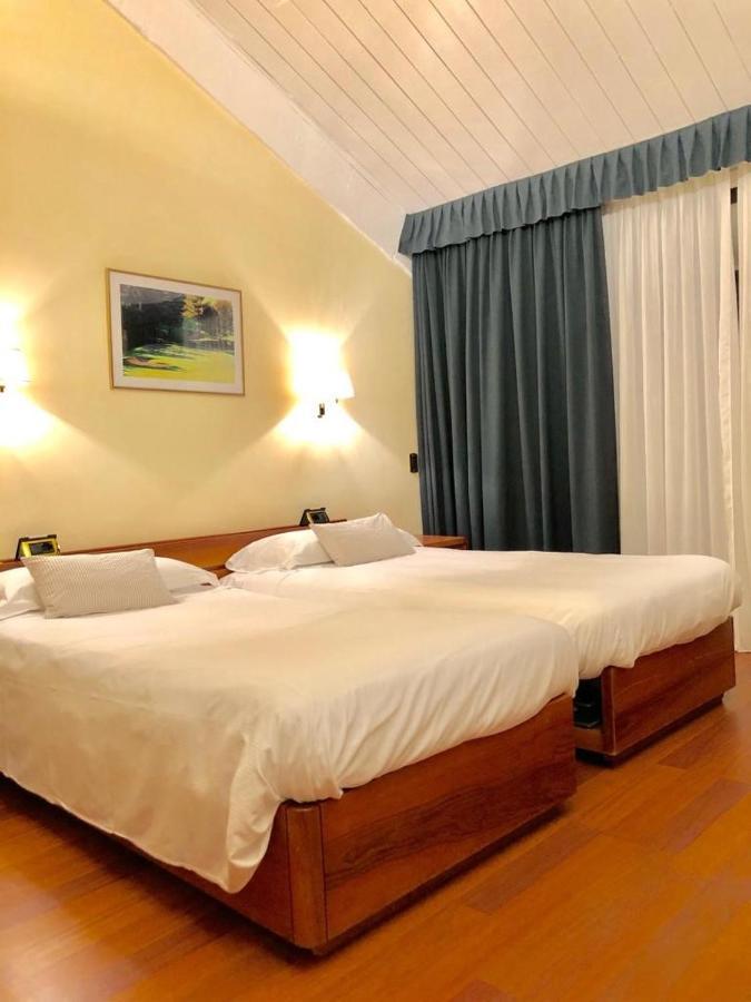 Golf Hotel La Pinetina Appiano Gentile Luaran gambar