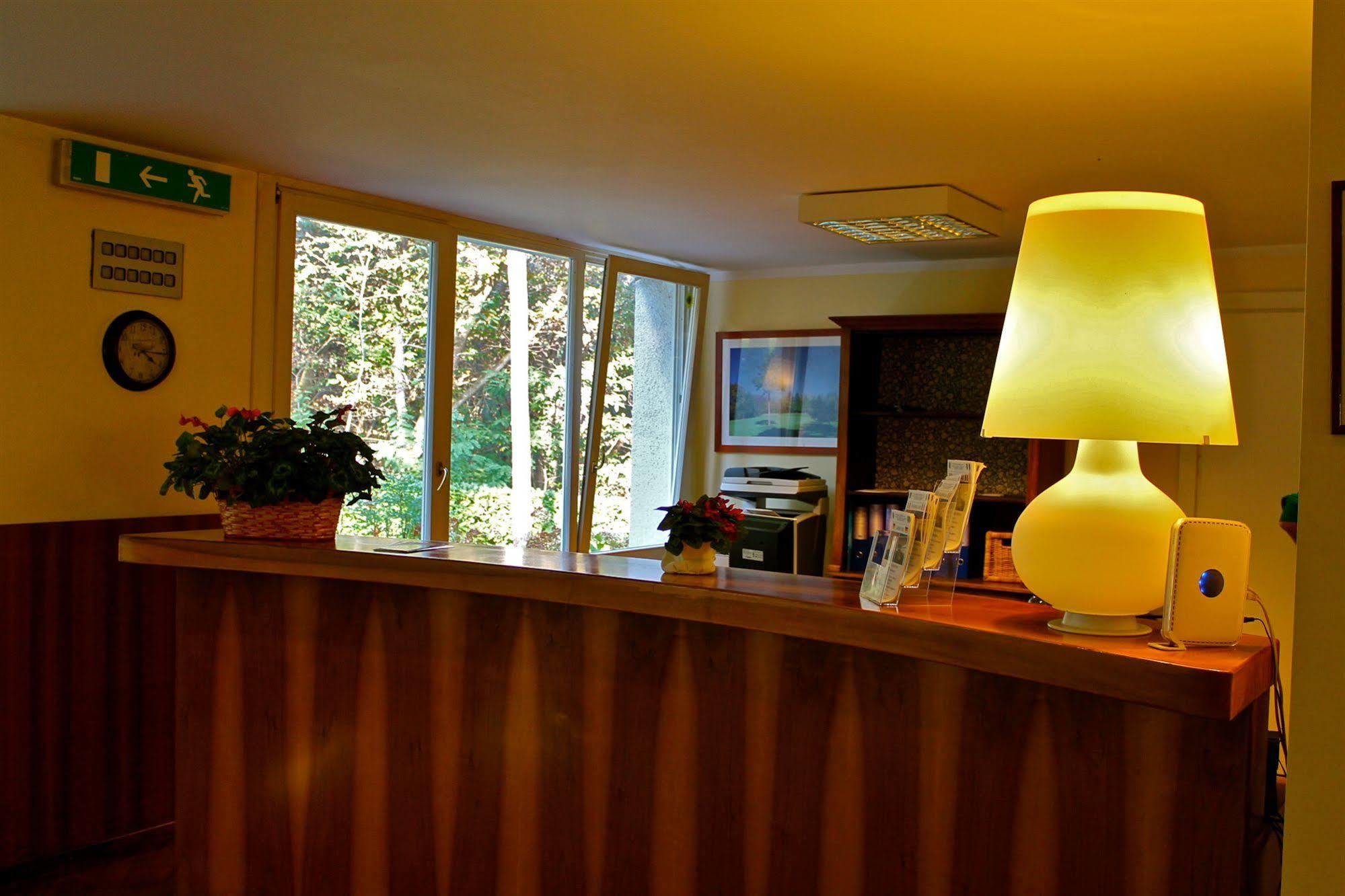 Golf Hotel La Pinetina Appiano Gentile Luaran gambar